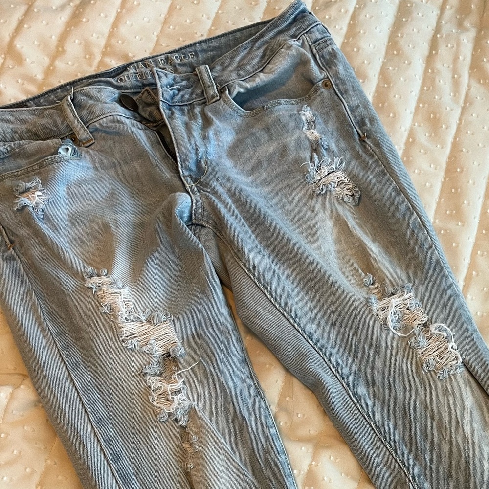 American Eagle Size 6 Jeans